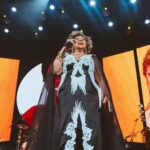 Alcione Instagram - Ainda sobre a noite especial que tivemos no @espacounimed em São Paulo! Participação mais do que especial de @karinah e presença dos meus queridos @criolomc @fafy.siqueira e @guilhermefontesofc! (Alcione)