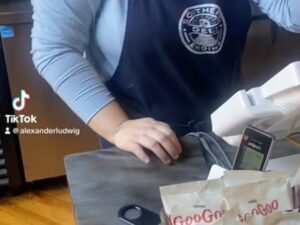 Alexander Ludwig Instagram - Ran back into my girl Lauren who told me people are stopping her after this video I posted that went bananas all over the internet. If you are in or around nashville please check out her families Deli- @thesoutherndeli it’s by far my favorite in town and Lauren is THE BEST @8pawsandatail @Theonebluerabbit