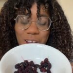 Alexis Nikole Nelson Instagram - Tis the season for MULBERRIES so I tried MULBERRY MAKEUP 💄💗 also my mom told me a bird pooping on you means good luck?? 🤣 I’m just worried it also means salmonella! Columbus, Ohio