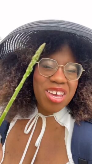 Alexis Nikole Nelson Instagram - FERAL ASPARAGUS 😤😤😤