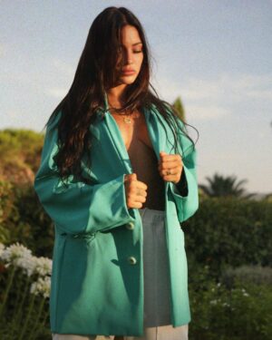 Alix Desmoineaux Instagram - Alma pura, espíritu tranquilo 🕊️
