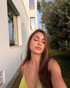 Alix Desmoineaux Instagram - When Sun sets 🌅