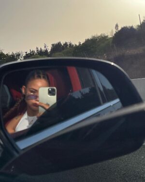 Alix Desmoineaux Instagram - 👁🏜
