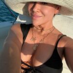 Alyssa Milano Instagram - Thanksgiving vacation carousel. Much needed family time complete with healing sea water; rainbows, friends, theater, snuggles, love and hope. I’m so completely in awe of life and feel real guilt to even be able post this when there is so much pain and collective trauma in the world. Please forgive me if this post comes off as insensitive. I continue to pray for peace and for children throughout the world to have what they need to not only survive…but to thrive. I’m grateful for all of you.
