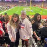 Alyssa Milano Instagram - Thank you @americancancersociety & @nfl for making it possible to meet the #acs winner Marge at #superbowllviii! It was such an amazing experience. #crucialcatch #superbowl