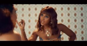 Amara 'La Negra' Instagram - Diablo @musicologord Pero ni en los Videos Musicales tú te Salvas 😂🫣 @chelsybautista5 #DEJALO No podemos ser 3! Ya vieron el Video Musical en youtube?