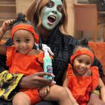 Amara 'La Negra' Instagram - Twin tangles trouble? with @UrbanHydration’s Breath of Fresh Hair Detangler, these little divas’ curls stay smooth & happy. ¿gemelas con cabellos enredados? Con el Detangler Breath of Fresh Hair de @UrbanHydration, los rizos de estas pequeñas divas se mantienen suaves y felices. #CurlyTwins #NaturalCurls #MomLifeMagic #LetYourCurlsCreathe #CurlyHair #UrbanHydration @lasroyaltwins