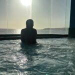 Anabel Pantoja Instagram - Empieza a grabarte un vídeo en un spa, y que quede sexy y guay. YO