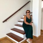 Anabel Pantoja Instagram - Martes 13 de Junio firmé VILLAPANTO🇮🇨🏡💃🏽 Hasta agosto no pude enseñarle a mi madre este sueño, por fin mi hogar, en mi paraíso, fruto del esfuerzo y del trabajo de un lado a otro, a la vez que ir ahorrando poquito a poquito… 🥹🙏🏼 Quedan muchos meses por delante para verla terminada y poder vivir pero os prometo ir viviéndolo con vosotros.