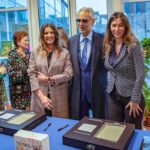 Andrea Bocelli Instagram – It was early spring: at the Meyer Children’s Hospital in Florence, we were celebrating the launch of a small revolution in hospital education. One year after the first stone was laid, we are happy to announce the inauguration of the ABF Maria Manetti Shrem Educational Center in Florence, scheduled for Thursday, March 21st.
 
Together with the arrival of spring, we will celebrate the opening of the Andrea Bocelli Foundation’s innovative center, which aims to promote the languages of art, music, and new technologies, dedicated to young people and hospitalized children.
 
Named after Maria Manetti Shrem, an ABF ambassador and one of the most important friends to our philanthropic organization, the center has been structured to be a welcoming space where people can meet and get to know one another, talk and relax, and take music, theater, writing, reading, art and science workshops and digital workshops, as well as enjoy the multi-sensory garden and the educational vegetable garden. For a school that is truly open to everyone, even in hospitals.
.
@laurabiancalaniofficial @mariamanettishrem @alvisikirimoto @elisabettabardelliricci 
@antico_setificio_fiorentino @stefanoricciofficial @annymuselove @simona_zito_ @chopard @dianapalombastylereal @generaliitalia @napafest @dolcegabbana @fondazionemeyer @vanoncini_spa
#ABFempowering Firenze