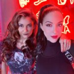 Anjali Bhimani Instagram - Happy birthday to this inspiring, amazingly talented, all around beautiful human @sweeetanj 🥳 The scenes we had together on this show made such an impact on me 💖 The series premier of Shadowrun: Excommunication begins TONIGHT! With special guest @jasoncharlesmiller 5 pm PT on YouTube.com/RealmSmith #shadowrun #ttrpg #ttrpgs #tabletoprpg #tabletopgames #tabletopgaming #youtubestream #youtubestreamer