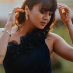 Anjana Rangan Instagram - For @she_awards Makeup : @shree__artistry__ Hair : @luke_the_hairstylist Photography : @withlovephoto_graphy