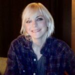 Anna Faris Instagram - On this week’s @unqualified episode… @thekarenpittman! Listen on Apple Podcasts or wherever you get your podcasts!