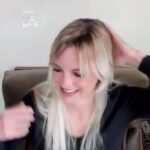 Anna Faris Instagram - Elisha Cuthbert is on @unqualified this week! Listen on Apple podcasts or wherever you get your podcasts!