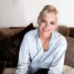 Anna Faris Instagram - On this week’s episode, Cameron Diaz and Katherine Power, owners of @avaline clean wine, speak from the heart… and experience