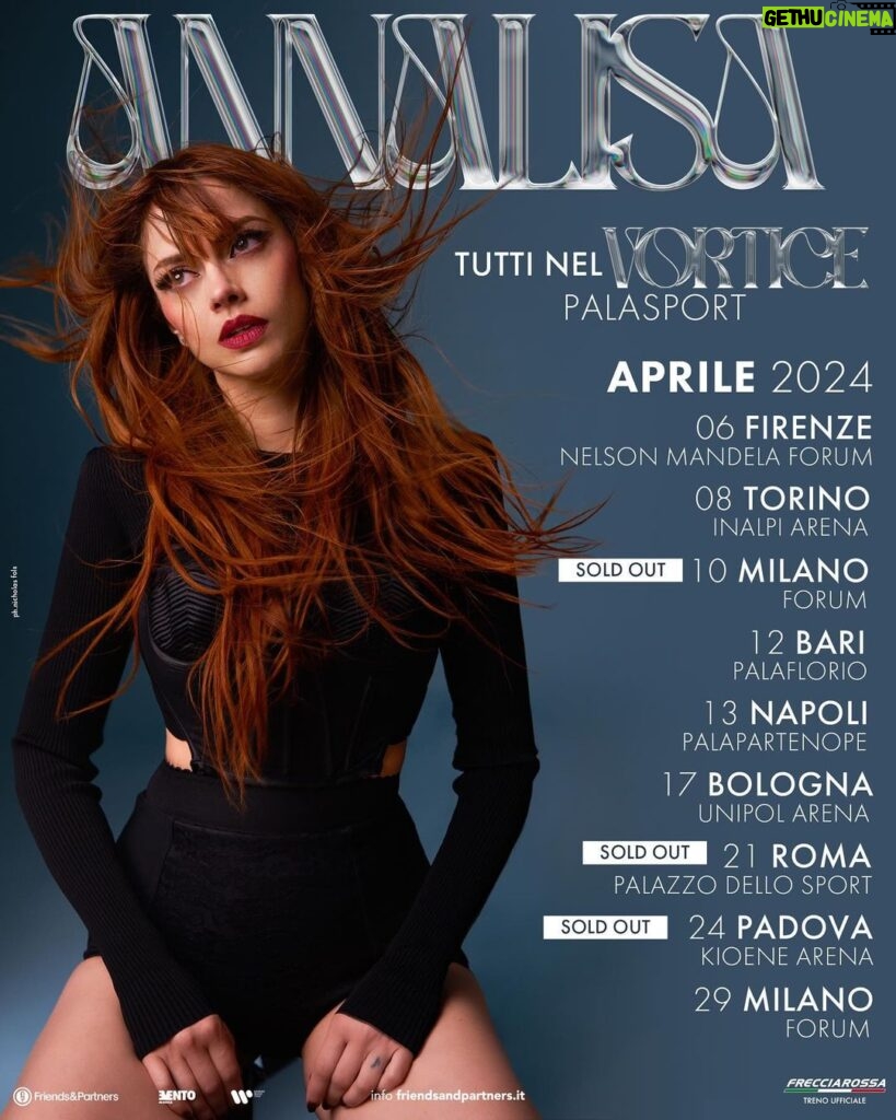 Annalisa Scarrone Instagram - L’Arena di Verona del 14 Maggio è SOLD OUT ❤️‍🔥 Quindi ne facciamo un’altra! Ci vediamo sempre lì anche il 20 Maggio 🌪️ Biglietti disponibili da ORA P.S. Nel frattempo SOLD OUT anche Roma e Padova e abbiamo superato i 100k biglietti venduti 🙏🏻 Non vedo l’ora di vedervi tutti ❤️