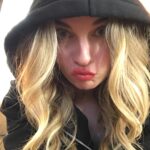 Annie Murphy Instagram - Great news - I will be playing the role of Bunny in the all-female Canadian remake of 8 Mile! Working title: 12.8748 Kilometer