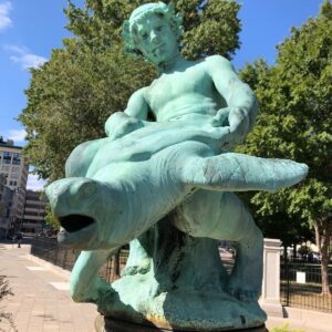Annie Murphy Instagram - So far, the Massachusetts statue game is incredibly strong.