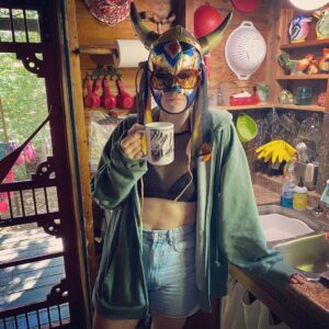 Annie Murphy Instagram - Hello doomsday preppers - am I on the right track? Asking for a friend.
