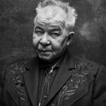 Annie Murphy Instagram – This is the great John Prine through the lens of @vanessaheins. For those of you who don’t know his music, do yourselves a favour and get to know it. For those of you who do know his music, I’m sorry for the loss of your dear, dear friend.