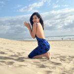 Ashu Reddy Instagram - Imma beach babe 🩵❤️ #ashureddy #beachvibes #bluesea #whitesands #australia #lovethisplace #nofilter Surfers Paradise, Queensland