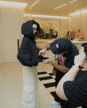 Ayaka Miyoshi Instagram - ONE OF ONE😎🔥🤪🤟🏻

@mikeamiri 
@amiri