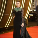 Baraa Al Zubaidi Instagram - ليلة امس الحافلة بالنجاحات لجميع الاساتذة والنجوم من زملائي الفنانين .. كان اليه الشرف ان اتواجد على مسرح ساحة الاحتفالات والفوز بجائزة افضل ممثلة شابه شكراً على دعمكم وثقتكم وشكراً للقائمين على هذا الحفل 🙏🏻 ‏@iraqawards شكرا للمصممة حبيبة قلبي هدى الجارالله على الفستان @huda_aljarallah شكراً صالوني المفضل @edgard.akar.iraq المجوهرات من @swissgalleryofficial شكرً استاذ احمد على هاي الاحبه الفنية @ahmedalbahrani