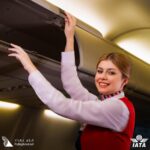 Baraa Al Zubaidi Instagram - منو كان يتمنى يكون مضيف او مضيفة طيران ؟ ✈️وشنو وظيفة احلامكم؟ حرت شنو انزل صوره😍 تجربتي كانت كلش حلوة شكرا @flybaghdadairlines