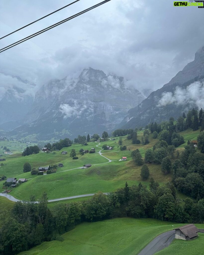 Belle Mariano Instagram - 🏔️ Swiss dump Switzerland