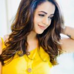 Bhavana Instagram - 🌻🌻🌻 📸 @jagger.antony #Bhavana #BhavanaMenon #MrsJune6