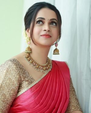 Bhavana Thumbnail - 243.2K Likes - Most Liked Instagram Photos