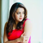 Bhavana Instagram - Pink Is My Love At First Sight 🌷🌸🌷🌸🌷🌸 Outfit & Styling @sabarinathk_ Hair @jeenastudio 📸@pranavraaaj #Bhavana #BhavanaMenon #Mrsjune6