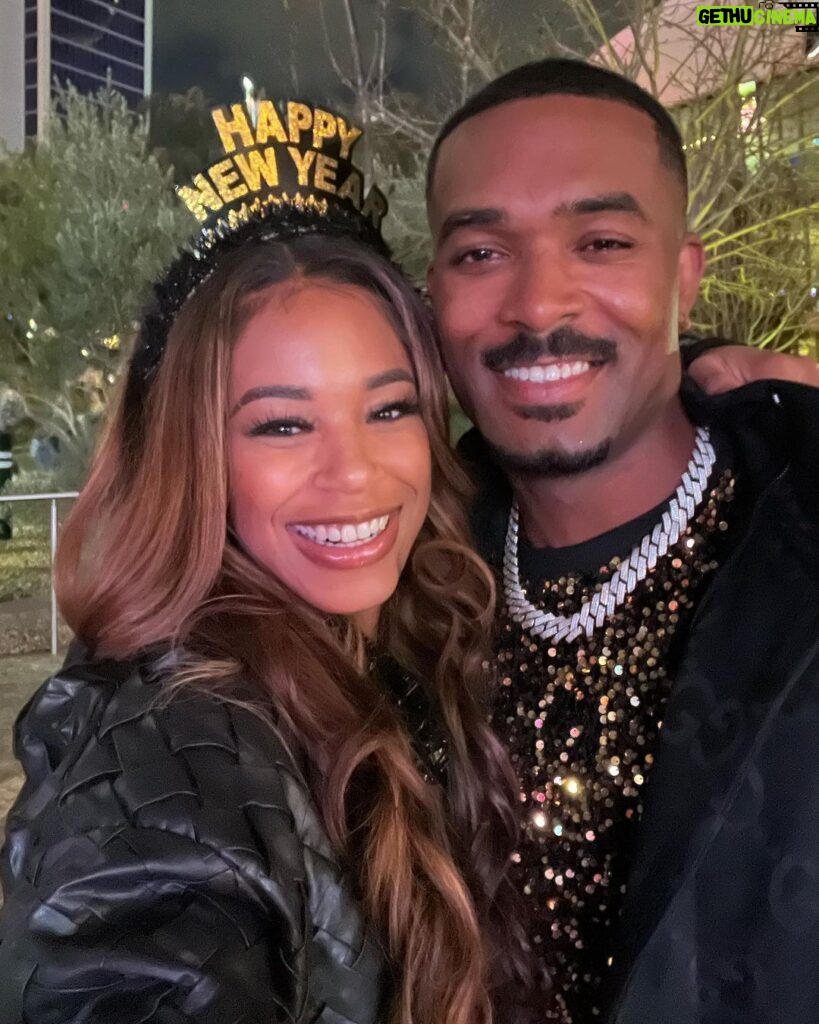 Bianca Crawford Instagram - Happy New Year! 2024. Ended & Starting the Year with my homie, my lover, my friend. On Repeat. #HappyNewYear #ESTofWWE