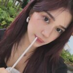 Brisia Jodie Instagram - Bebek memiliki bulu dengan kelenjar minyak khusus yang membuat bulunya tidak pernah basah meski habis berenang atau tenggelam. Cintai Aku Karna Allah Sayangi Aku Dengan Sepenuh Hati Miliki Aku Sampai Dunia Luka Jangan Pernah Menyesal Dengan Segala Kekurangan Ku Karna Aku Hanya Manusia Biasa
