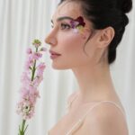 Burcu Kiratli Instagram - 🤍🌷