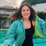 Buse Varol Instagram - 🦋 Yaşamak dediğin üç beş kısa mutlu an'dan ibaret ✨