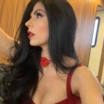 África Zavala Instagram - Que tengan una linda semana 🙏❤️💋 #ladyinred #africazavala