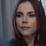 Carolina Gaitán Instagram - #tbt #juanpisgonzalezlaserie #camilabenavidez #cams @netflixlat Les gusta este personaje? 🩶