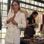 Carolina Gaitán Instagram - Empezando a habitar otra piel. 🩶🩶 Bogotá, Colombia