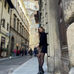 Carolina Gaitán Instagram - Me escapé a #latoscana Italia amore mio! 🇮🇹 #firenze #pisa #lucca #sangimignano #sanminiato ... che bella cosa! 🍕 Duomo di Pisa