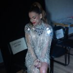Carolina Gaitán Instagram - Solo les puedo decir que fue de las noches más emocionantes de mi vida!!! Gracias dulzuras @pazvegaofficial @omarchaparro y mis amores delante y detrás de cámaras de @premios_platino 🖤🖤🖤GRACIAS!!! Madrid, Spain