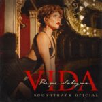 Carolina Gaitán Instagram - Ya viene el #soundtrack oficial de mi obra de teatro #vidaporquesolohayuna Ella: #vidasantiago es sin duda mi alter ego. Sí, algo así como yo en el #metaverse pero en el teatro. My musical monologue’s #sountrack is almost here! She: #vidasantiago is kind of my alter ego. Yes, me on the #metaverse but on stage. 🎭🎶 Teatro Colón