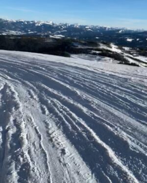 Chandler Riggs Instagram - went to the peak @ 11,166 feet, got lost in the woods (twice) & hiked out, hit a few jumps and didn't land on my neck this time

v productive ski trip