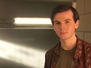 Chandler Riggs Instagram - @millionlittlethingsabc returns TONIGHT on abc at 9pm. pls watch it. i like having a job.

it's also filled with some of the most magnificent work from so many amazing people, and is by far my best work yet. i couldn't be luckier to be on an incredible show like this & i can't wait for you all to see what we've been working on for you 📷: @romanymalco
