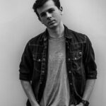Chandler Riggs Instagram - *thinking about which new pokemon game i’m gonna get this year* 📷 @maxthompson