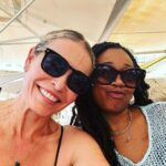 Chelsea Handler Instagram - Just out here minding my own business waiting for someone to come and pluck me. Mallorca