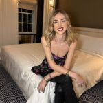 Chiara Ferragni Instagram - This @chiaraferragnibrand roses top 🌹 #adv The Carlyle Hotel, New York, Ny 10021