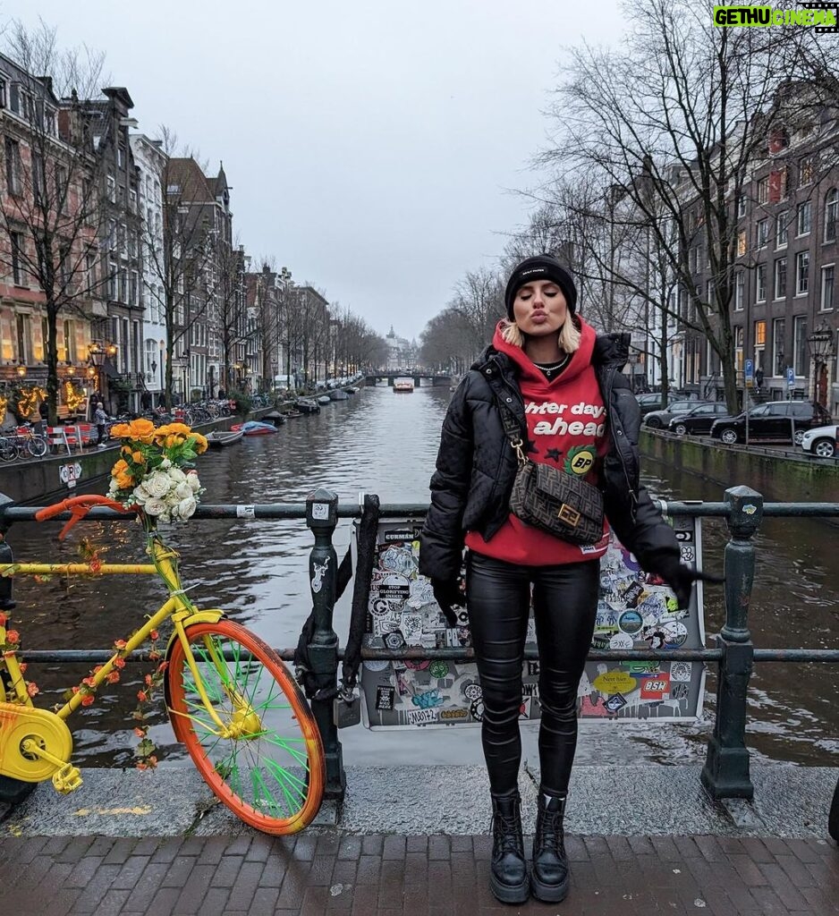 Chloe Burrows Instagram - City gurrrrrrlll!!! This might be the funniest trip ever Amsterdam