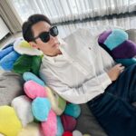 Chonlathorn Kongyingyong﻿ Instagram - Keep an eye on me🕶 @Rayban #Rayban #LNY2024