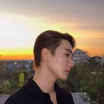 Chonlathorn Kongyingyong﻿ Instagram - พระอาทิตย์ตกซะหน่อย🖤